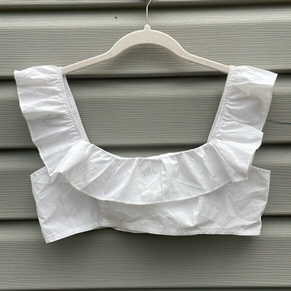 White Flutter Sleeve Square Neck Crop Top - Picture 1 of 5